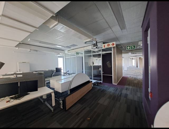 1,182M² OFFICE TO LET IN ILLOVO